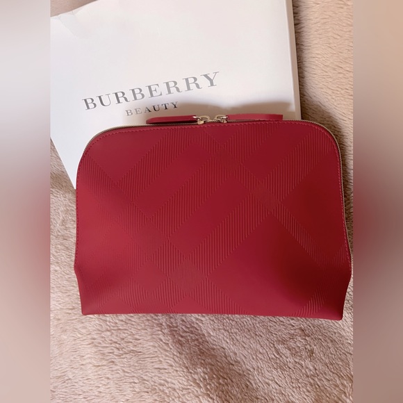 BURBERRY Beauty Limited Edition Large Military Red Nova Plaid Design Trousse - Picture 3 of 12